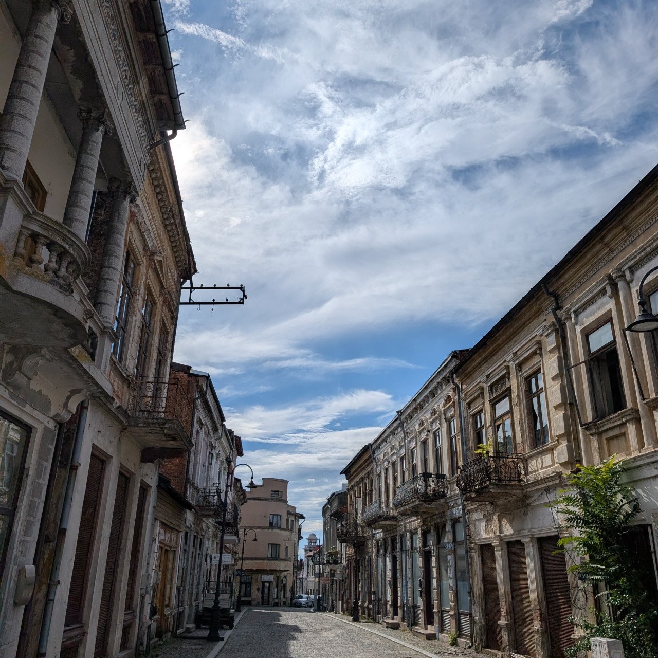 Slatina, un amfiteatru abandonat