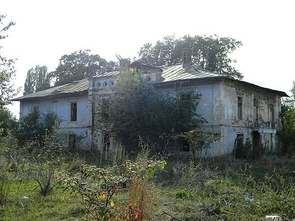 www.revistaconstructiilor.eu Conacul Gigurtu